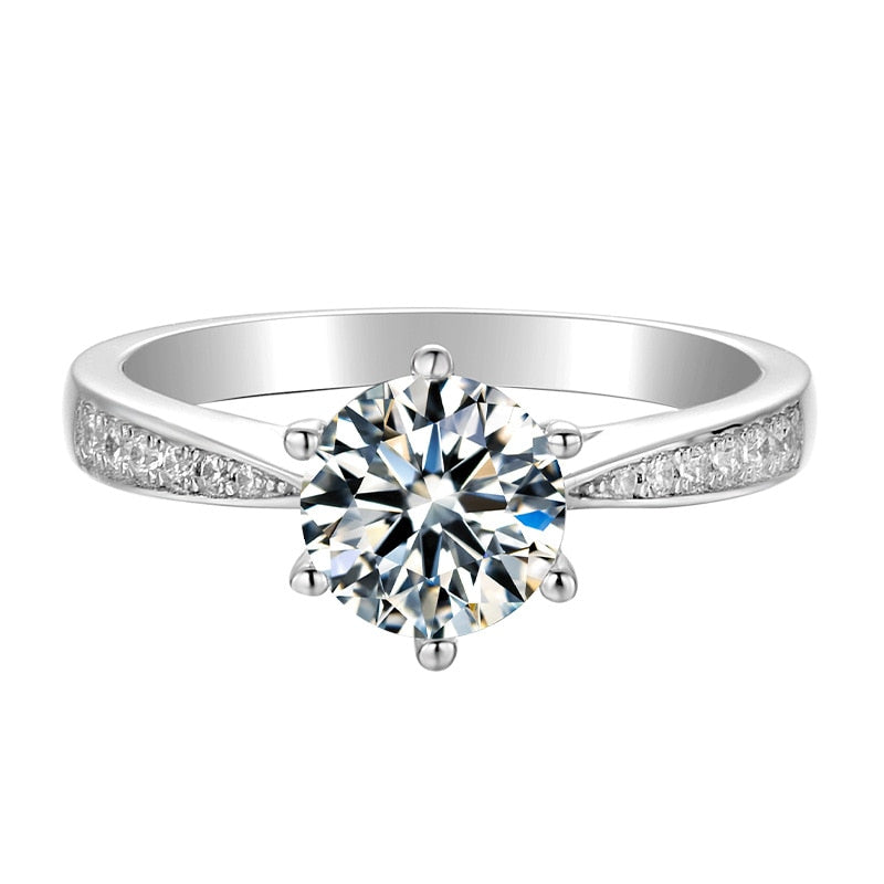 Bague élégante en zircone cubique pour femme